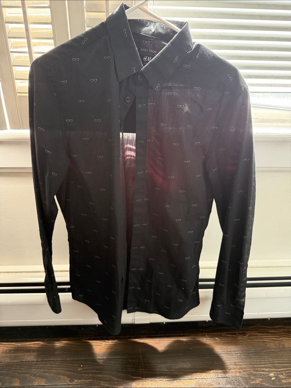 H&M Black Long-Sleeve Button-Down Shirt with Eyeglass Print